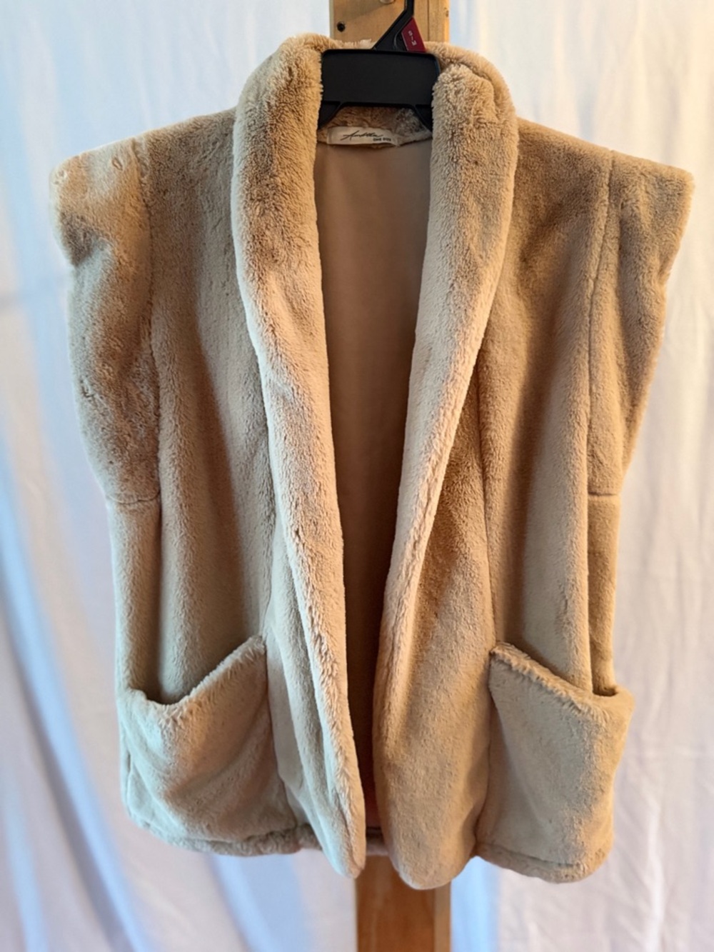 Shawl-Collar Faux Fur Vest - Beige